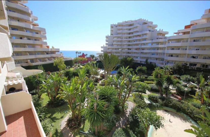 Benal Beach Estudio Benalmádena Exterior foto
